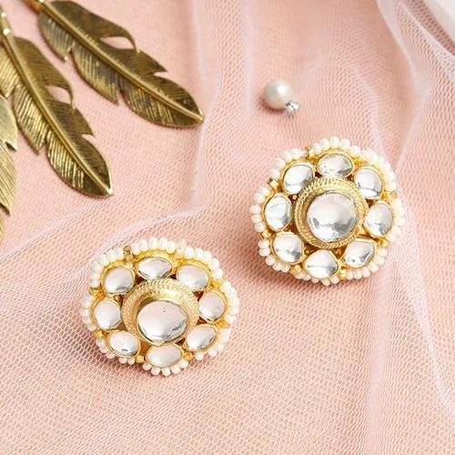 Charming Kundan Studs