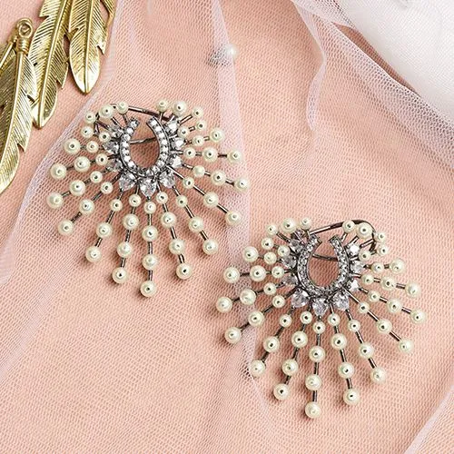 Chic Pearl Earrings