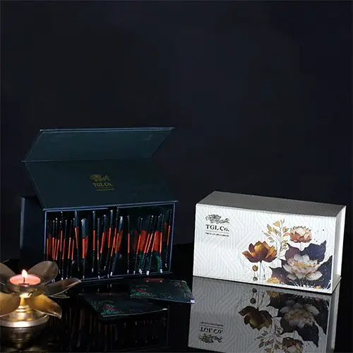 Assorted Tea lovers Delight Gift Set