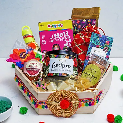 Impressive Holi Treats N Gifts Delight Set