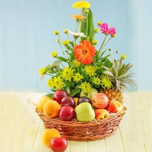 Luxurious Fresh Fruits with Gerberas Gift Basket