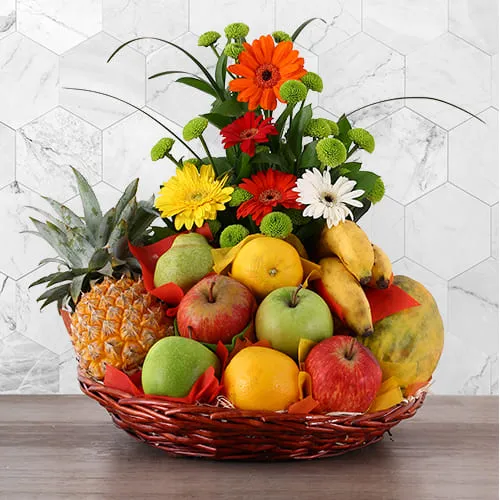 Premium Fruits n Flowers Gift Basket