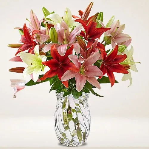 Scintillating Vase of Lily Fantasy