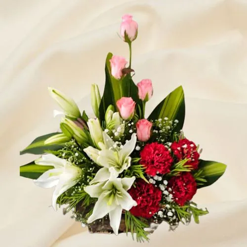 Elegant Mixed Flowers Bouquet