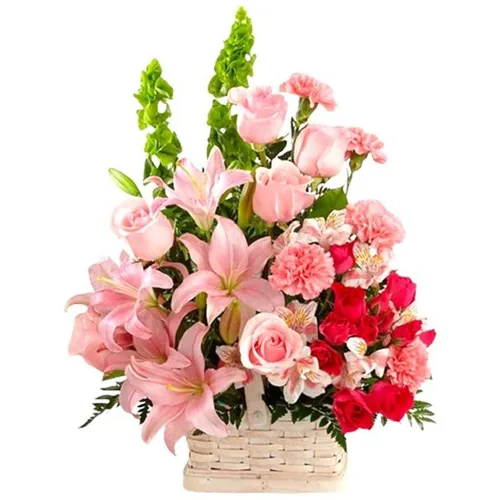 Enchanted Blossoms in a Lustrous Arrangement