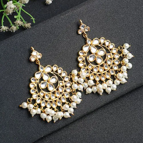 Graceful Kundan Pearl Earrings