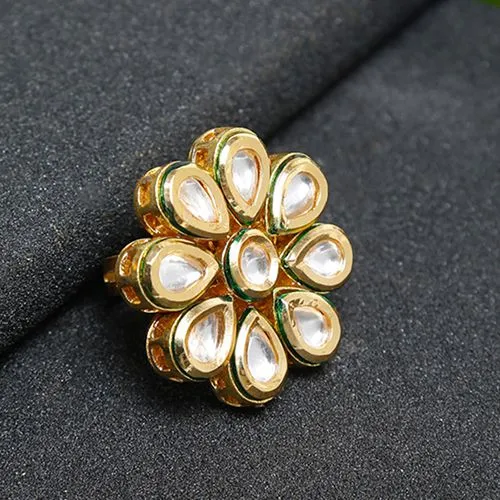 Chic Kundan Ring