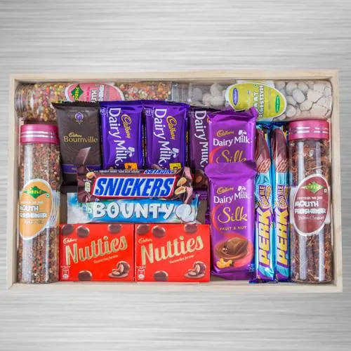 Remarkable Chocolate n Assortments Hamper